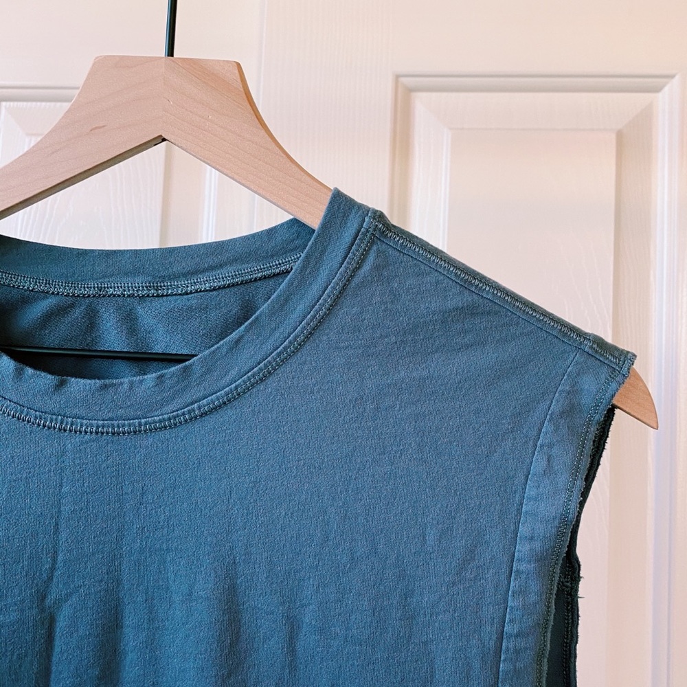 LULULEMON CLOCK OUT TANK